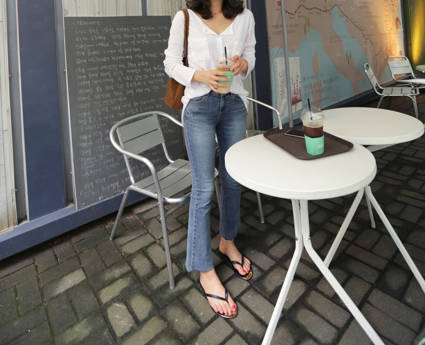 Women Jeans Pants Ash Blue Boots Cut Span Jeans Co